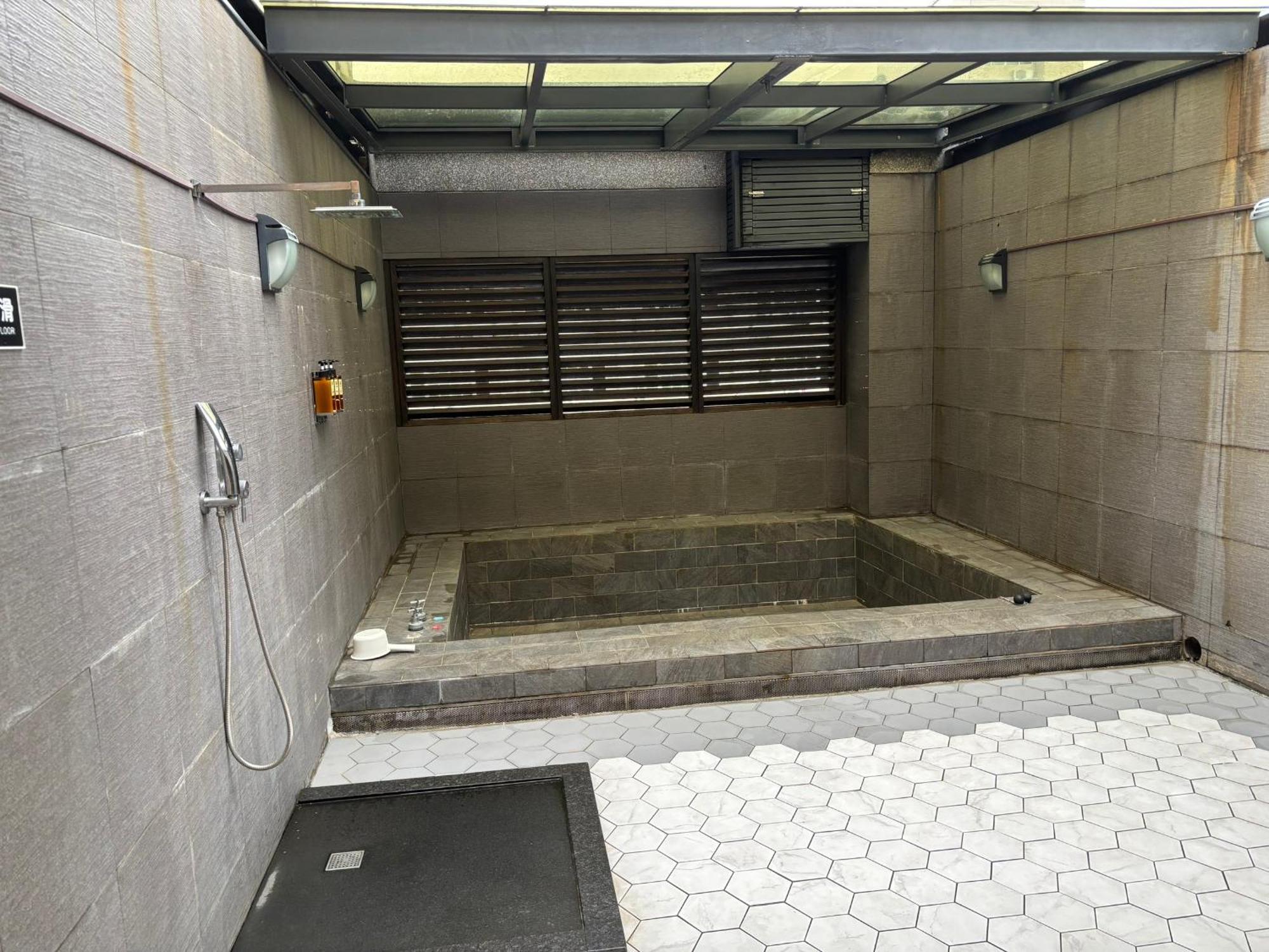 Ya Nold Hot Spring Hotel Jiaoxi Exterior foto